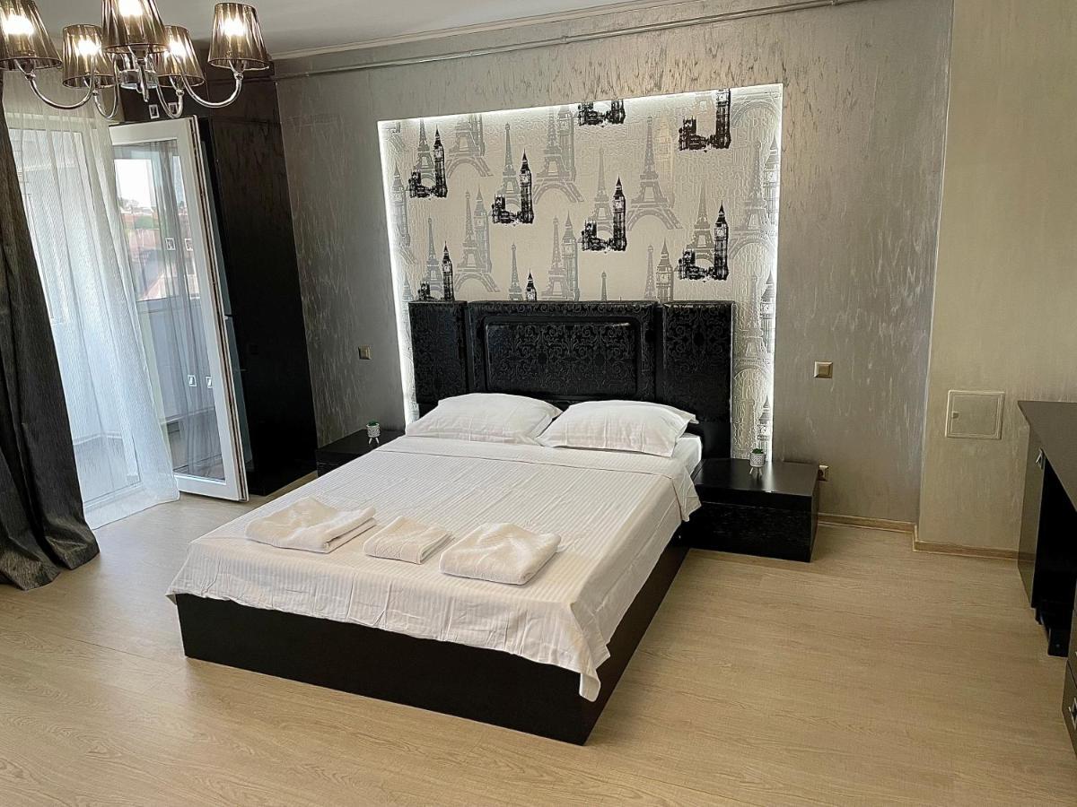 Dacia Residence Apartments Self Check-In Craiova Exteriör bild