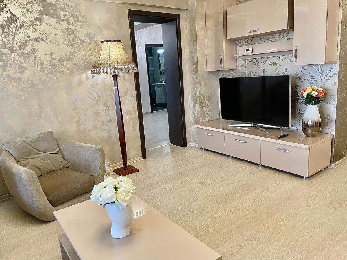 Dacia Residence Apartments Self Check-In Craiova Exteriör bild